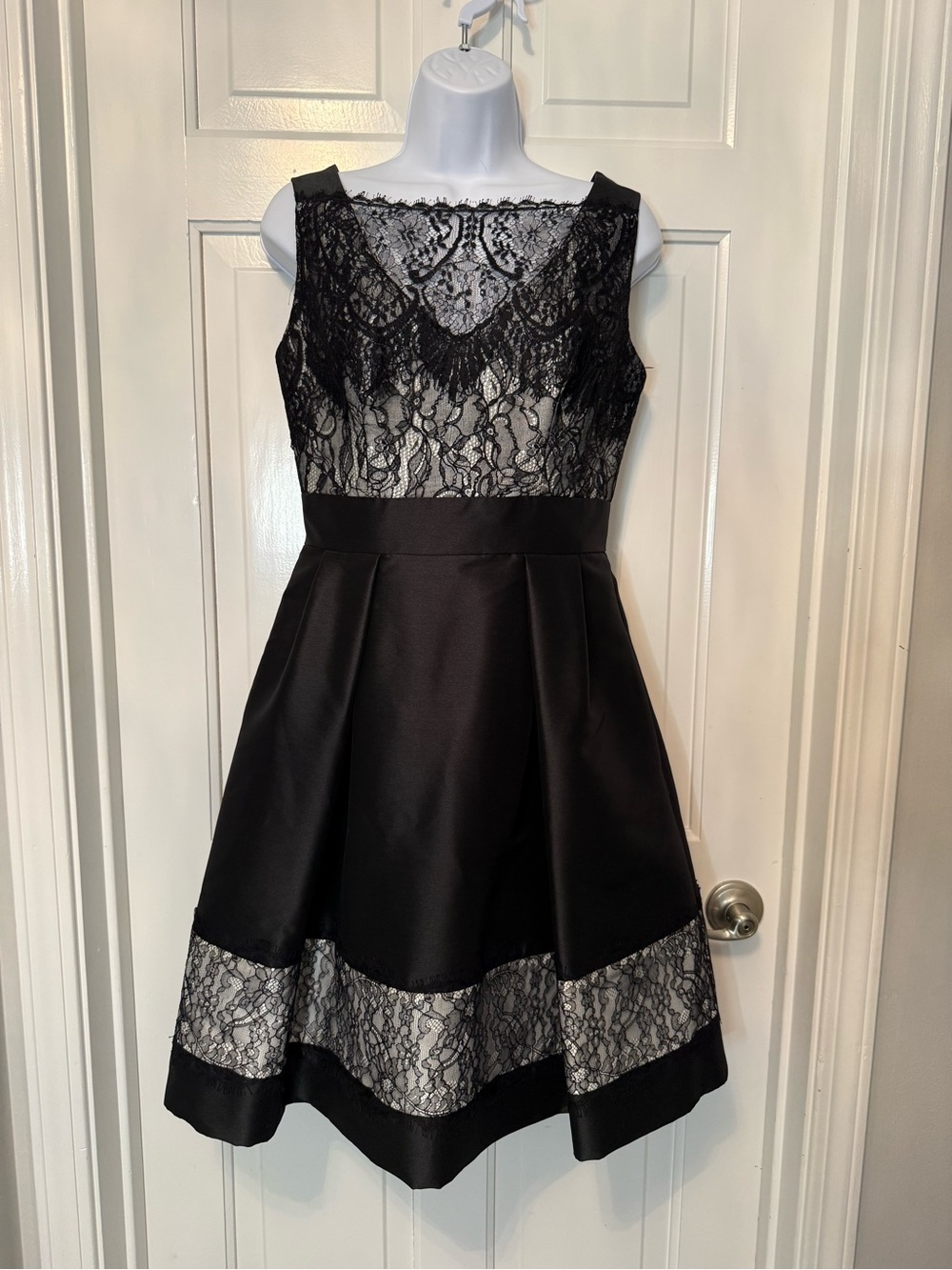 Theia Black and Silver Lace-Trim Midi Cocktail Dress